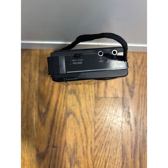 Sanyo M1015 Cassette Tape Recorder Black parts only - Picture 2 of 4